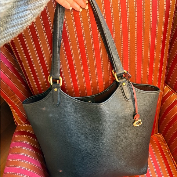 Coach Black Leather Day Tote Bag - Picture 5 of 7
